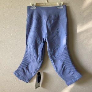 lululemon flow & grow crop